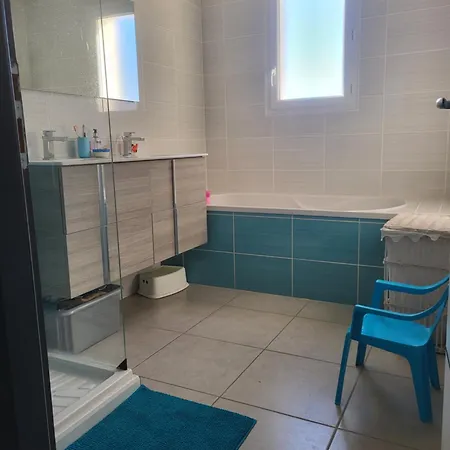 Au Coeur Du Village De Castanet Casa vacanze *